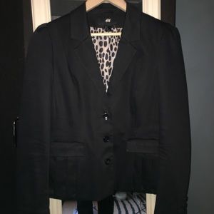 H&M size 10 black blazer with amazing detailing